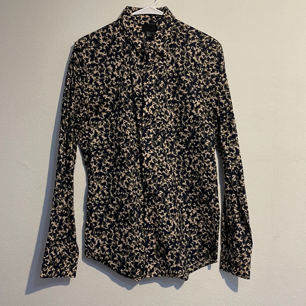 H&M slim fit dress shirt size small